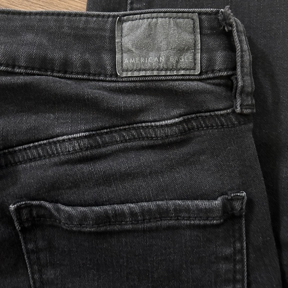 American Eagle Woman’s Skinny Jeans- EUC - Picture 9 of 10